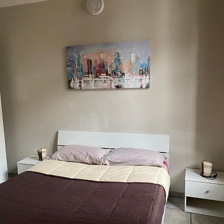 Tito'S Apartment Кунео Екстериор снимка